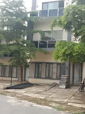 53 Units of 4 Bedroom Luxury Terraced Duplex
