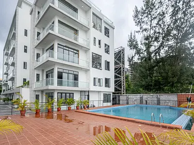 New 4, Bedroom Waterfront Apartment