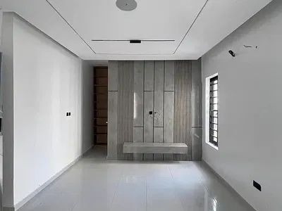 Luxury 6 Bedroom Fully Detached Duplex
