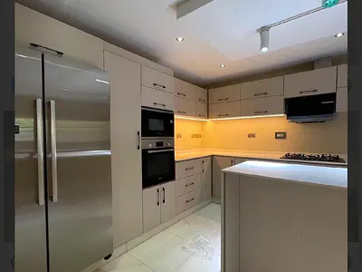 Newly Renovated 3 Bedroom Flat