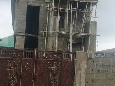Developing 4-Bedroom Duplex with 2 Units of 2 Bedroom Flats