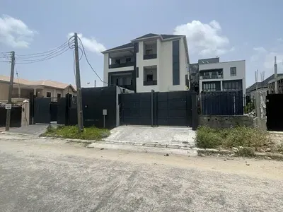 Exquisitely Built 5 Bedroom Semi-Detached Triplex with BQ