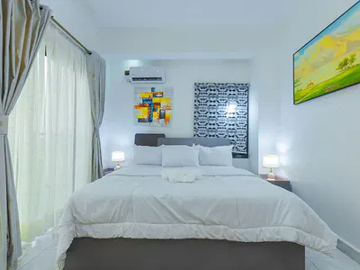 Unfurnished & Furnished Fully Serviced 2 Bedroom Apartment S