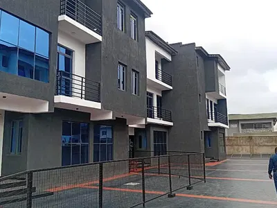 4-Bedroom Terrace with a Servant's Quarters