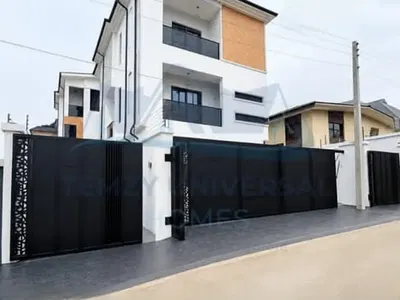 Newly Built 4 Bedroom Fully Detached Duplex with BQ