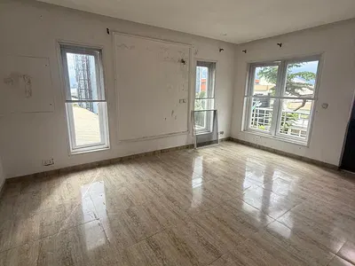 Beautiful Luxurious Juicy Share Apartment