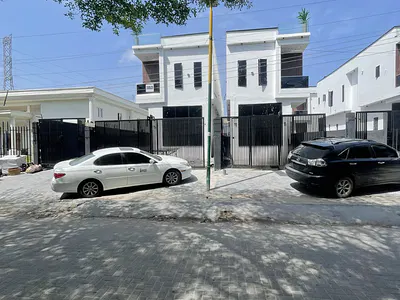 Luxury Finished 4 Bedroom Fully Detached Duplex with BQ