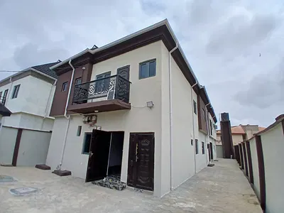 Newly Built 3 Bedrooms Flat