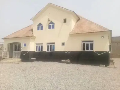 Brand New 4bedrooms Fully Detached House