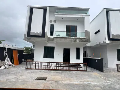 4 Bedroom Detached Duplex