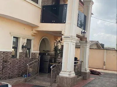 A 5 Bedroom Detached Duplex
