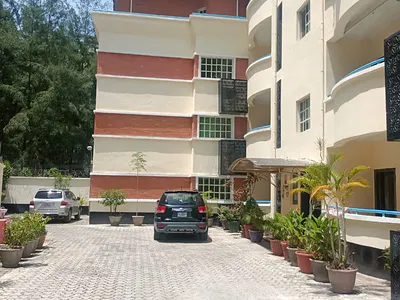 Luxury 2 Bedroom Apartment with BQ