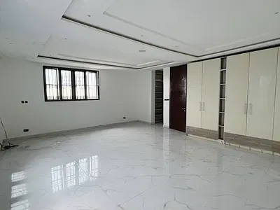 Luxury 5-Bedroom Terraced Duplex with BQ, Pool and Gym