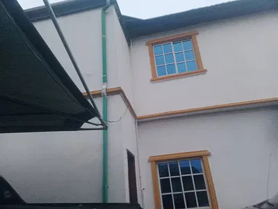 A Decent Block of Flat