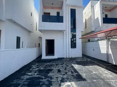 Wonderfully Finished Luxury 3 Bedroom Duplex + BQ