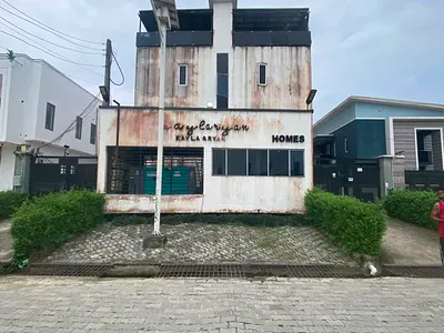 Furnished Studio Apartment
