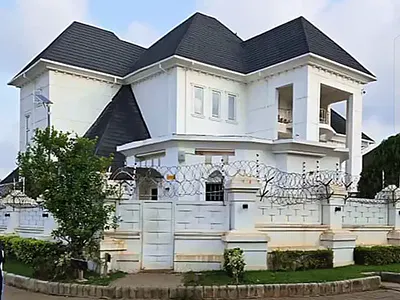 Premium Luxury Furnished 7 Bedroom Fully Duplex with 2 Bedroom Chalet