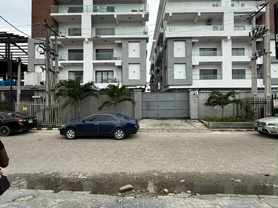 Exquisite 2 Bedroom Apartment