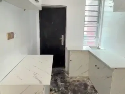 New Ensuit Single Room Shared Apt Up Flloor
