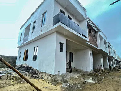 Lovely 4 Bedroom Terrace Duplex