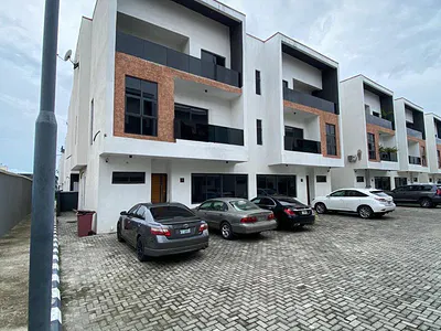 4 Bedroom Semi Detached with BQ