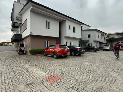Spacious 2 Bedroom Apartment