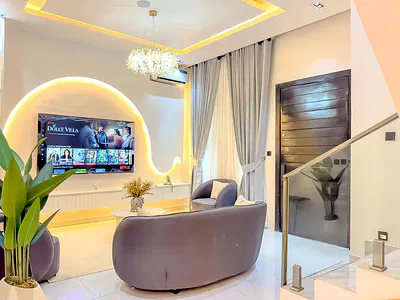 Executive 3-Bedroom Relax in Style