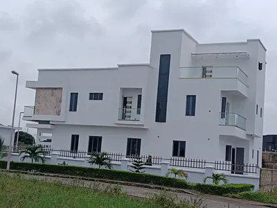 Luxury 5 Bedrooms Detached Duplex with Swimming Pool, Penthouse and BQ