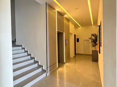 Well Built 1 Bed with Pool and Elevator