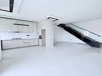 Brand New 2 Bedroom Maisonette