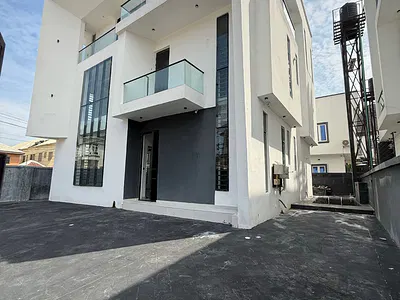 Contemporary 5 Bed Detached Duplex with BQ, Pool, Gym & Cinema
