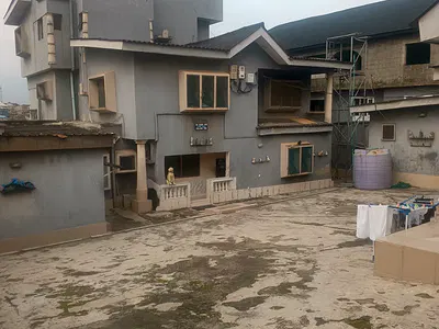 4 Bed Duplex +2 Bed +3 Mini Flat +2 RM Self.