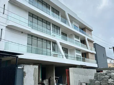Bespoke 2 Bedroom Apartment with Pool, Gym, Elevator & Wide Balconies