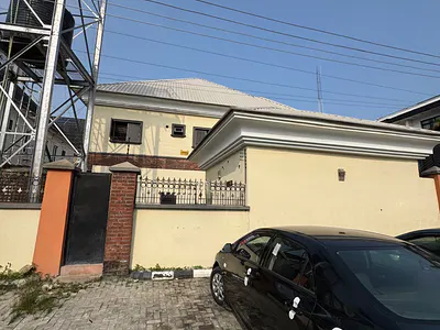 Spacious 3 Bedroom Terrace Duplex + BQ