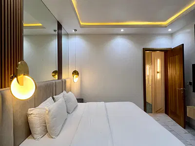 Fully Furnished Luxury 2 Bedroom Apartment
