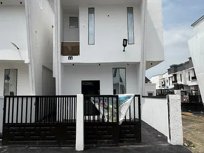 Standard 3 Bedroom Fully Detached Duplex
