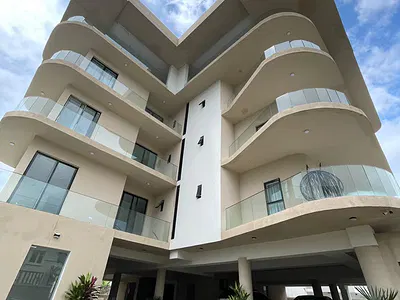 3 Bedroom Apartment with BQ, Elevator, Gym & Pool