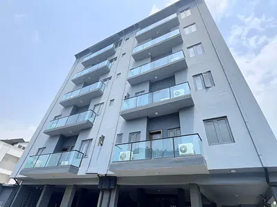 4 Bedroom Apartment