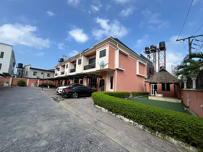 Spacious 4 Bedroom Terrace Duplex with BQ