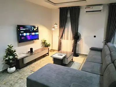 Tastefully Furnished and Serviced 2-Bedroom