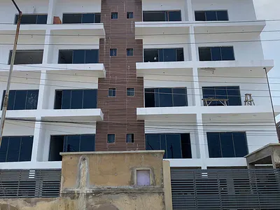 Excellent 2 Bedroom Apartment with an Elevator