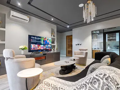 Dark Theme 2bedroom with PS5, Snooker Board, Gym and Pool