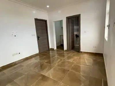 A Spacious & Serviced Studio Apartment