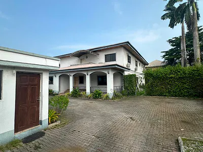 5 Bedroom Fully Detached Duplex with 2 Rooms BQ