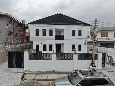 Newly Built 4 Unit's of 3 Bedroom Apartments with BQ