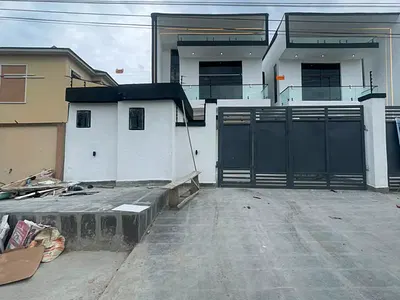 Finely Finished 5 Bedroom Duplex +swimming Pool and BQ in a Good Area