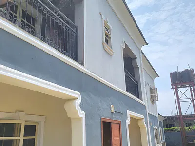 Renovated 3 Bedroom Flat