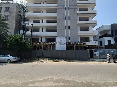 3 Bedroom Luxry Apartment