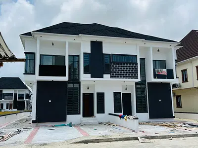 4 Bedroom & BQ Semi Detached Duplex