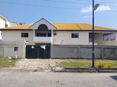 9bedroom